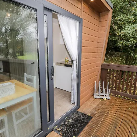 Paddock Retreat - Luxury Glamping