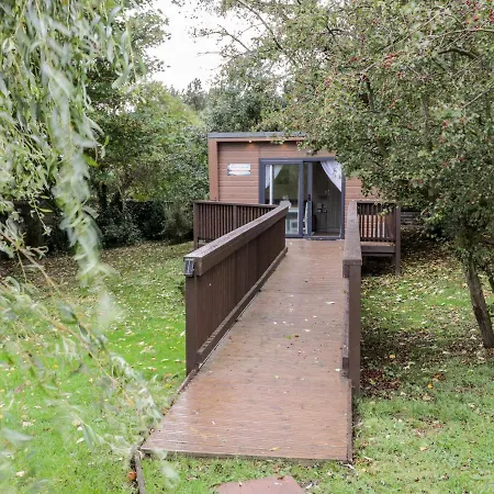 Paddock Retreat - Luxury Glamping 펜션 *